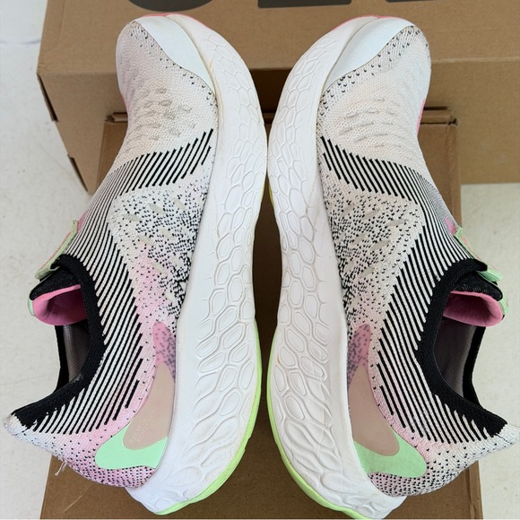 New Balance Fresh Foam X 1080 Unlaced Laceless Running Shoes Womens Size 10 B - Picture 8 of 13